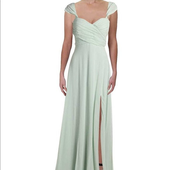 Sequin Hearts Dresses & Skirts - Sequin Hearts Women's Sage Green Off Shoulder Sleeve Chiffon Gown sz Jr's 1
